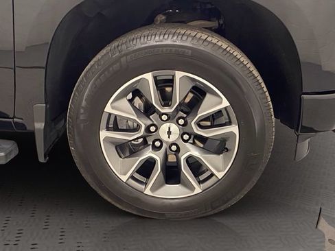 Used 2024 Chevrolet Silverado 1500 RST AWD/4WD image 37