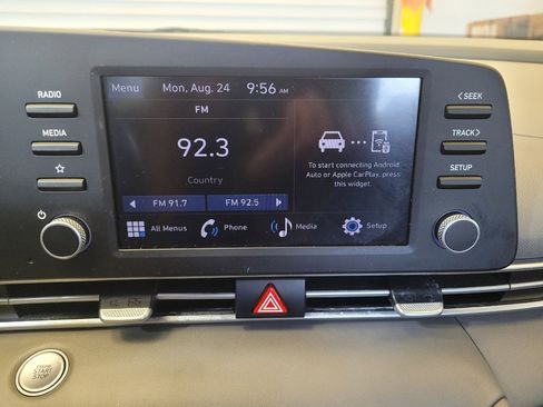 Used 2025 Hyundai Elantra Sport w/ Cargo Package FWD image 25