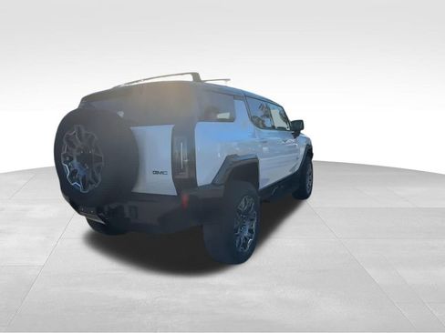 Used 2025 GMC Hummer EV 3X w/ LPO, Cargo Utility Package image 8