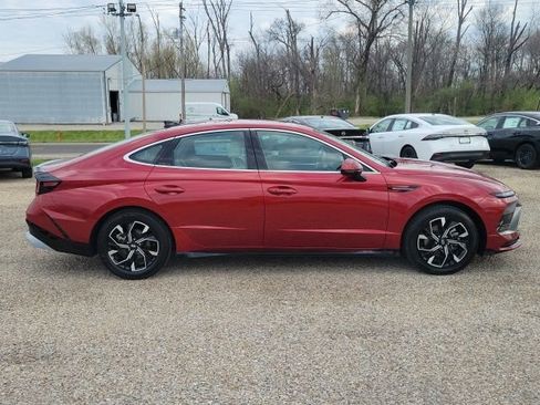 Used 2025 Hyundai Sonata SEL image 3