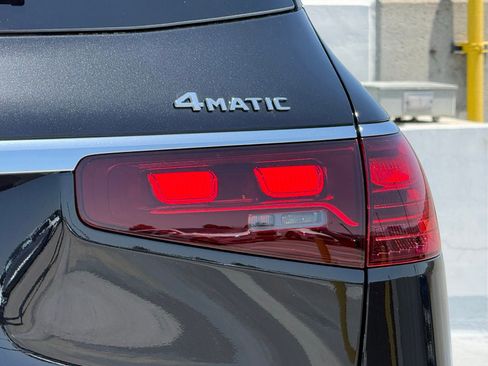 New 2026 Mercedes-Benz GLS 450 4MATIC image 11