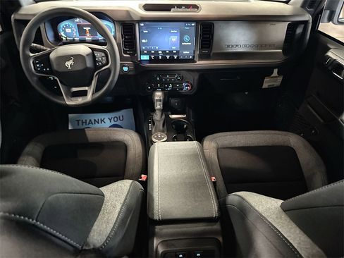 New 2025 Ford Bronco 4-Door image 25