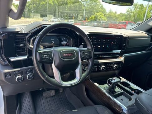 Used 2023 GMC Sierra 1500 Elevation image 11