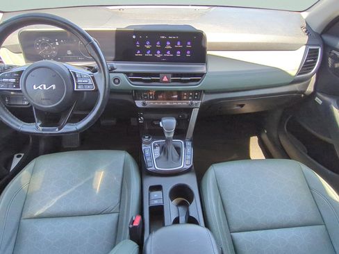 Certified 2024 Kia Seltos SX w/ SX Sunroof Package AWD/4WD image 12