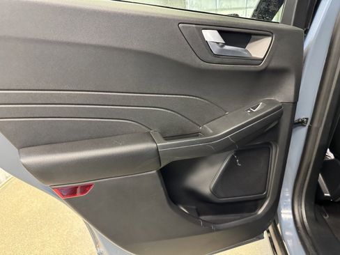 Used 2025 Ford Escape ST-Line w/ Tech Pack #1 image 15