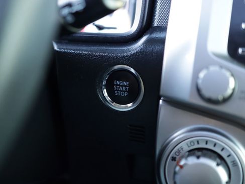 Used 2021 Toyota 4Runner SR5 Premium w/ Moonroof Package image 19