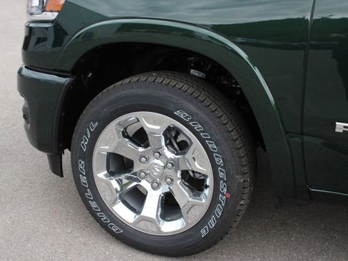 New 2026 RAM 1500 Big Horn AWD/4WD image 11