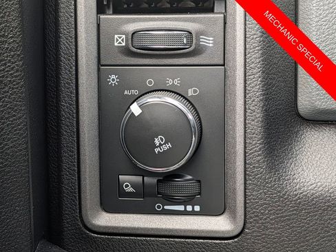 Used 2014 RAM 1500 Express AWD/4WD image 19
