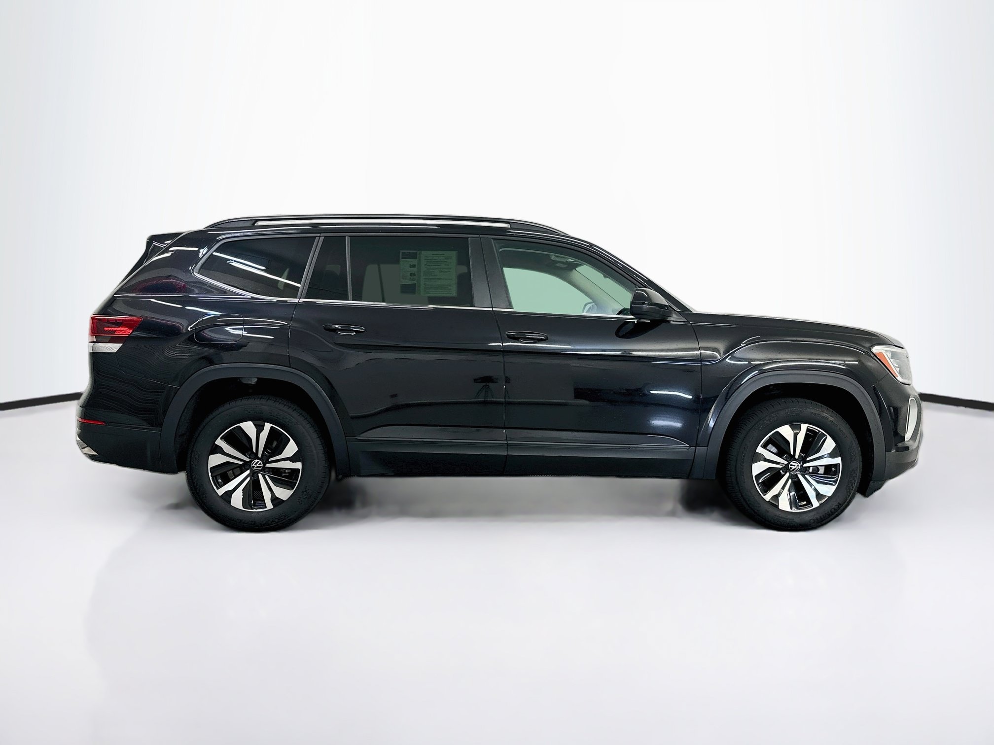 Used 2026 Volkswagen Atlas SE AWD/4WD image 10