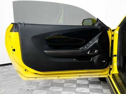 Used 2015 Chevrolet Camaro ZL1 image 20