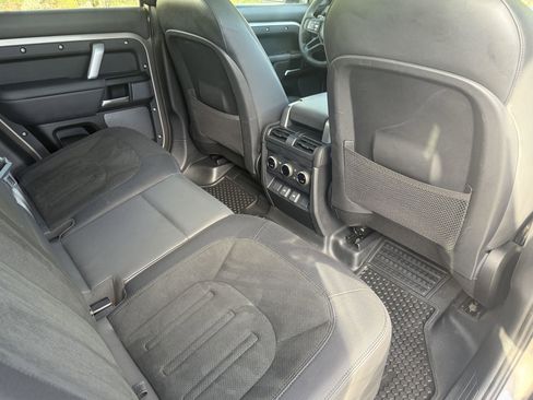 Certified 2023 Land Rover Defender 110 V8 AWD/4WD image 41