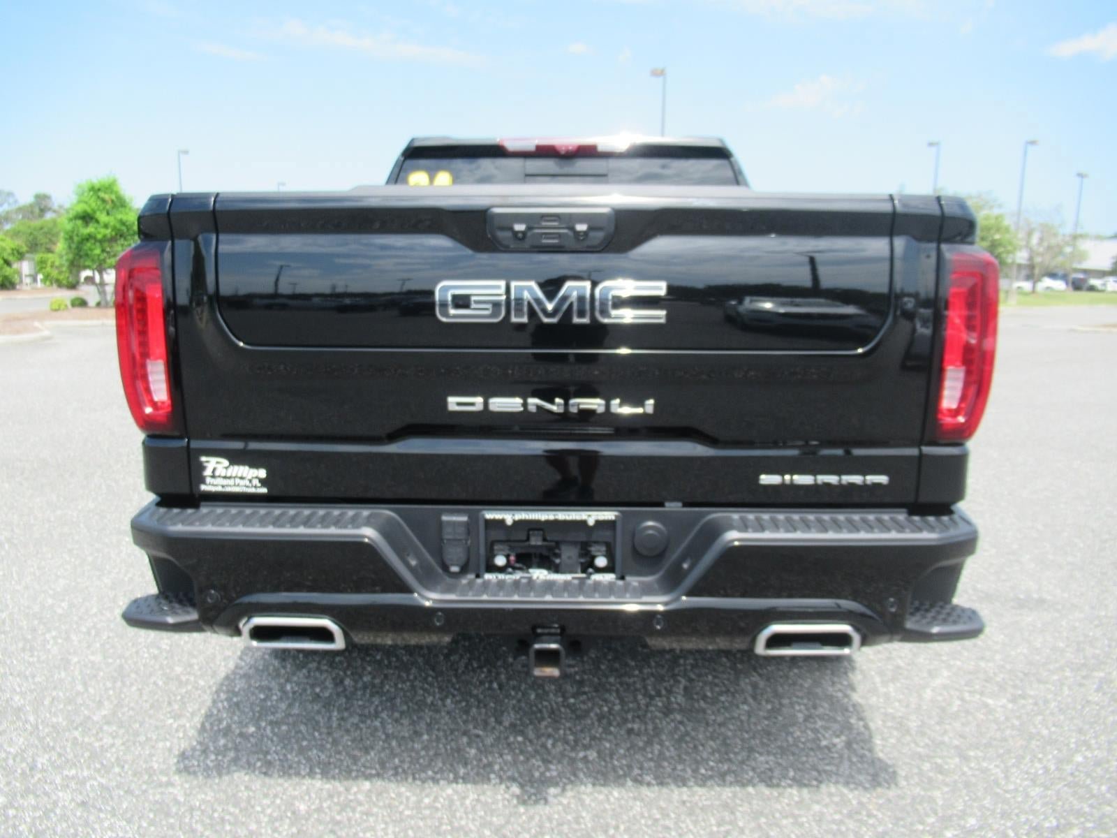 Used 2024 GMC Sierra 1500 Denali Ultimate AWD/4WD image 6