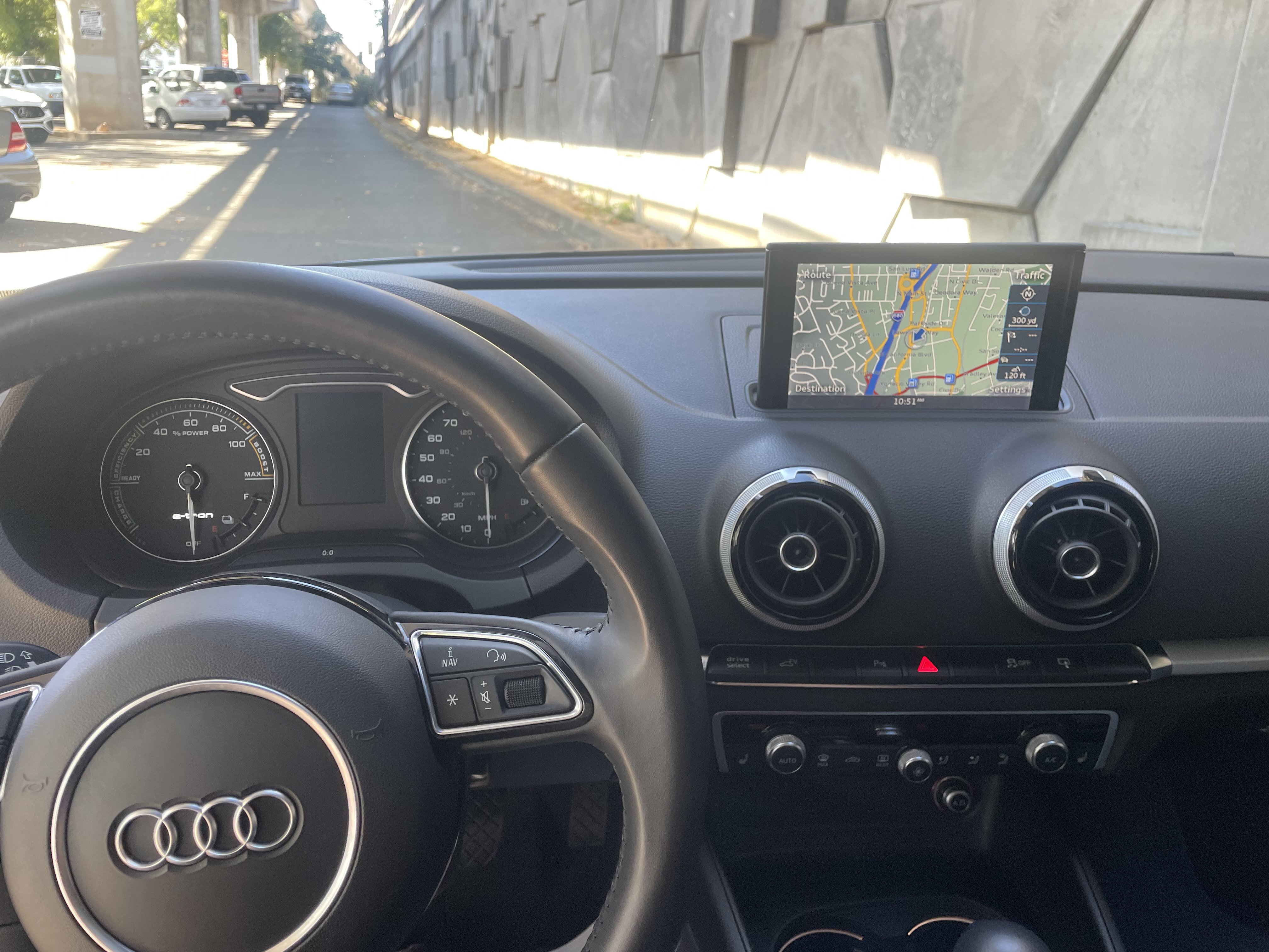 Used 2016 Audi A3 e-tron Premium w/ Audi MMI Navigation Plus FWD image 15