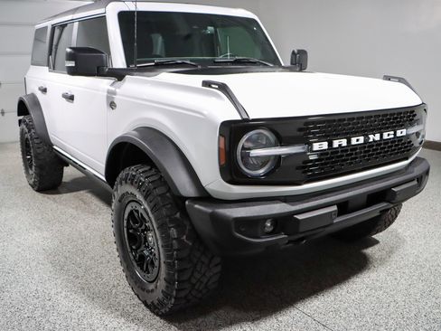 Used 2022 Ford Bronco Wildtrak image 5