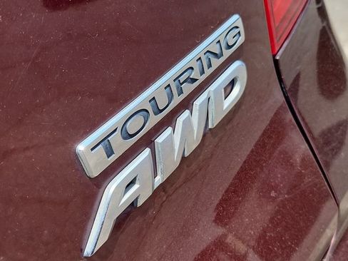 Used 2017 Honda Pilot Touring image 13