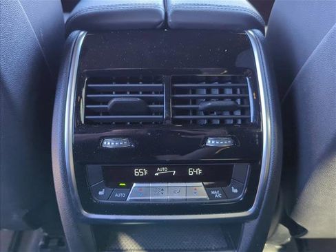 Used 2020 BMW X5 xDrive40i w/ Premium Package image 22