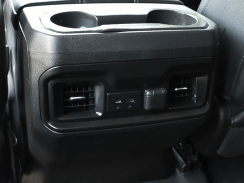 Used 2020 Chevrolet Silverado 1500 LT Trail Boss AWD/4WD image 9
