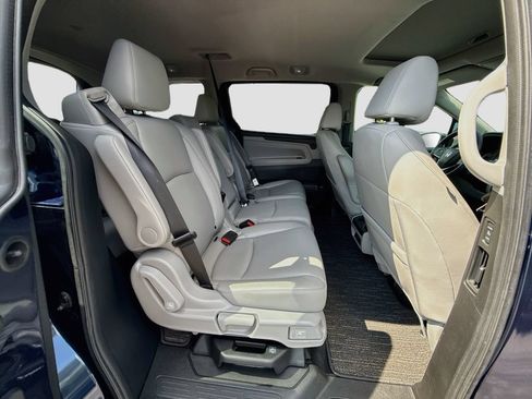 Used 2023 Honda Odyssey EX-L image 34