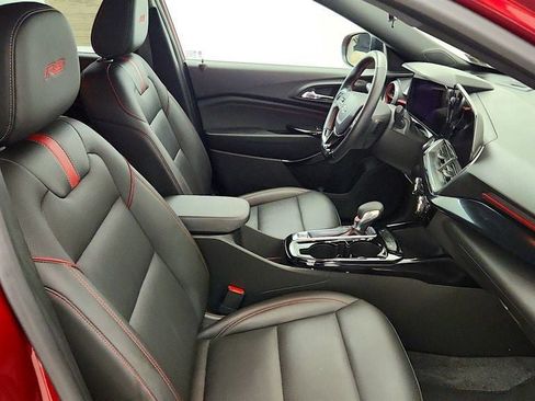 Used 2024 Chevrolet Trax RS w/ Driver Confidence Package FWD image 23
