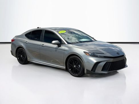 Certified 2026 Toyota Camry SE w/ Convenience Package FWD image 3