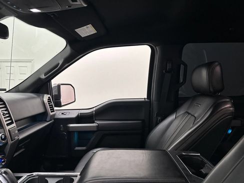 Used 2019 Ford F150 Platinum AWD/4WD image 31