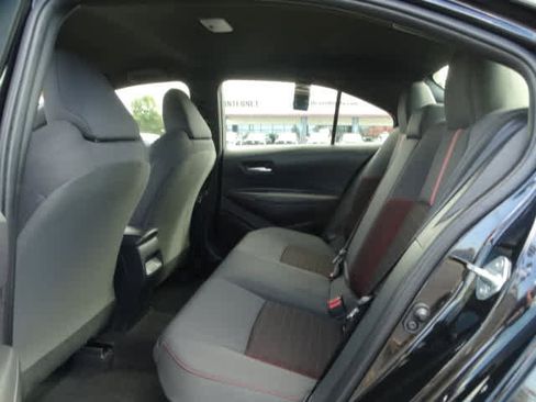 Certified 2025 Toyota Corolla SE image 21