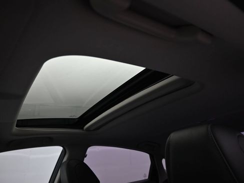 Used 2020 Honda Insight Touring image 16