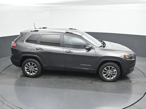 Used 2021 Jeep Cherokee Latitude Lux w/ Comfort/Convenience Group AWD/4WD image 36