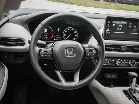 Used 2026 Honda HR-V EX-L image 6