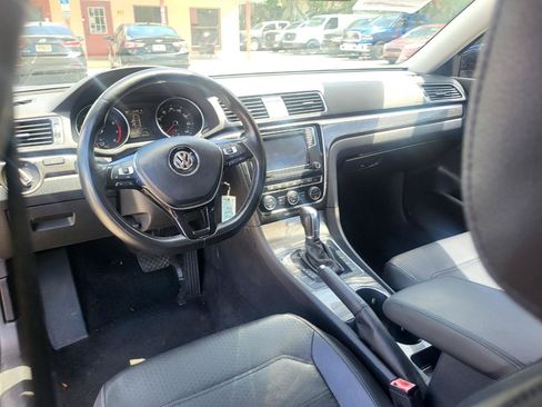 Used 2016 Volkswagen Passat 1.8T SE FWD image 53