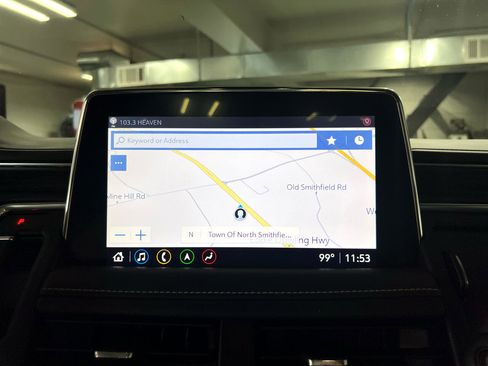 Used 2021 GMC Yukon SLT w/ SLT Luxury Plus Package image 32