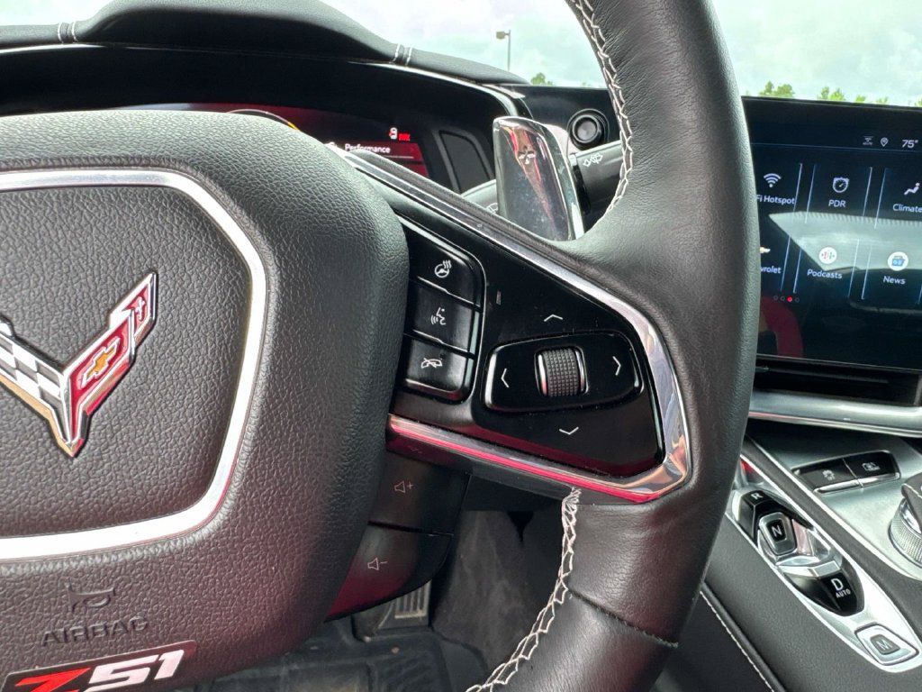 Used 2024 Chevrolet Corvette Stingray Preferred Cpe w/ Z51 Performance Package RWD image 28