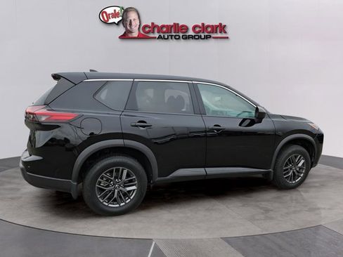 Certified 2024 Nissan Rogue S image 6