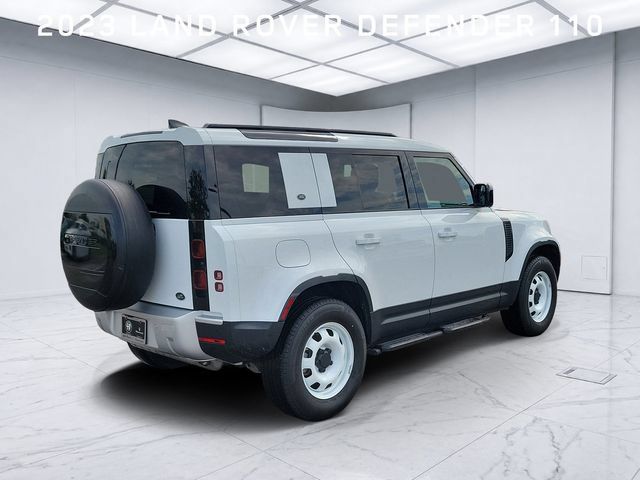 Used 2023 Land Rover Defender 110 AWD/4WD image 4
