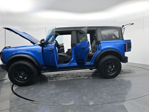 Used 2022 Ford Bronco Wildtrak image 72