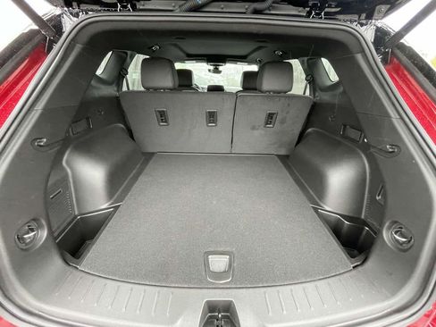 Used 2025 Chevrolet Blazer RS w/ Driver Confidence II Package image 10