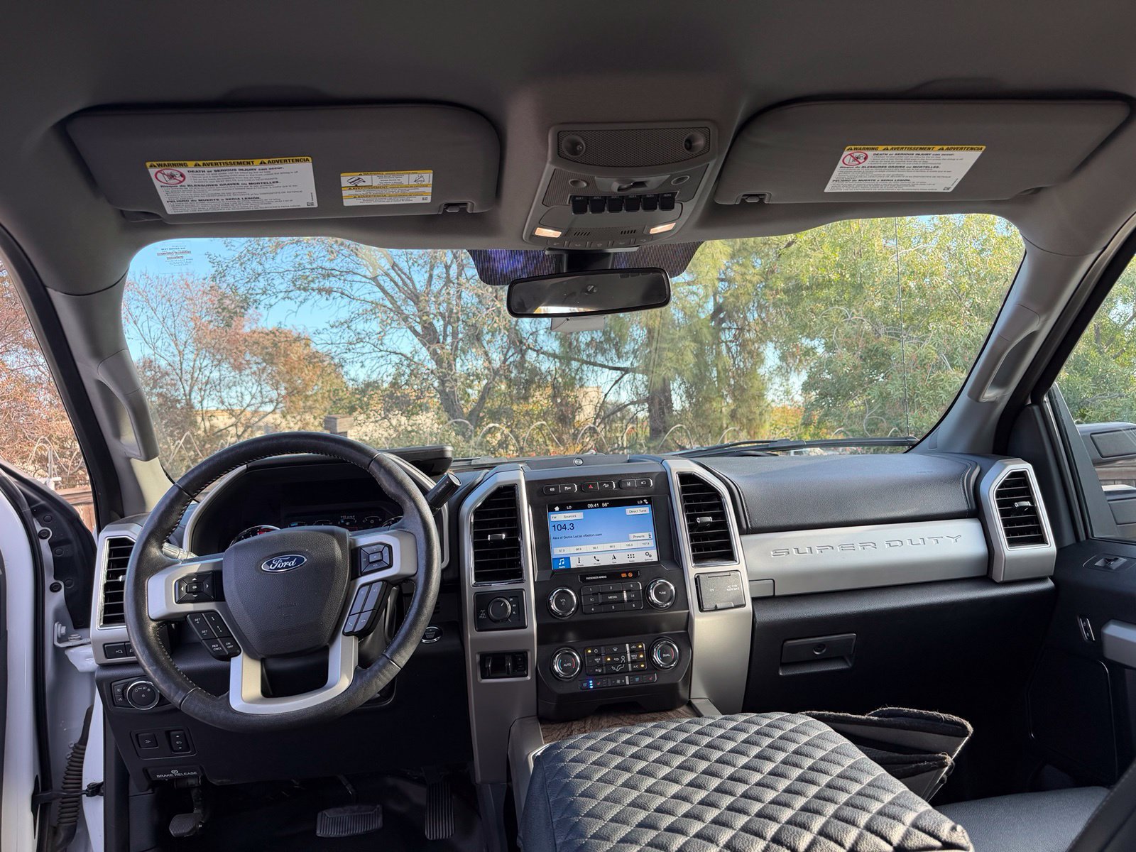 Used 2019 Ford F250 Lariat w/ Lariat Ultimate Package AWD/4WD image 11