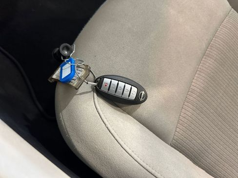 Used 2025 Nissan Altima 2.5 SV image 21