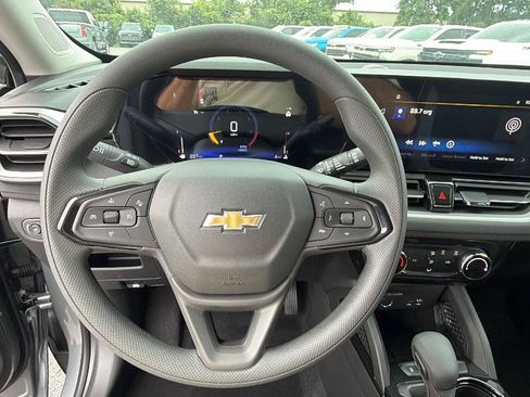 New 2026 Chevrolet TrailBlazer LT w/ Driver Confidence Package FWD image 21