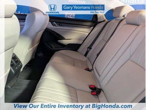 Used 2022 Honda Accord Touring image 19