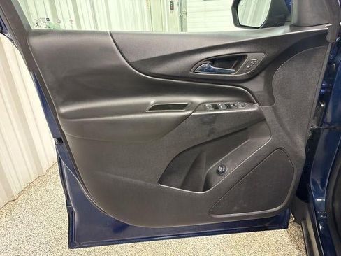 Used 2022 Chevrolet Equinox LT image 8