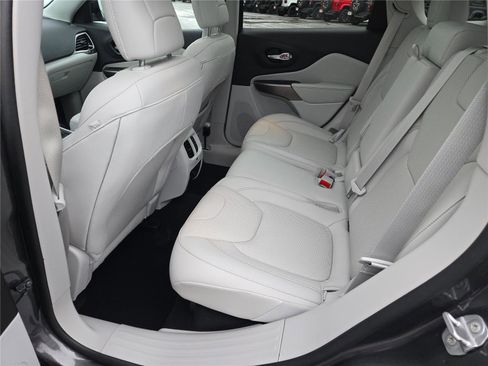 Used 2022 Jeep Cherokee Limited w/ Elite Package image 20