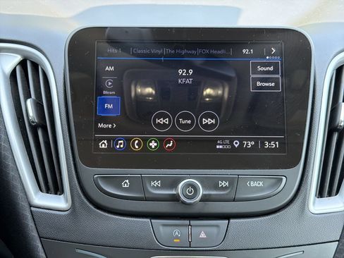 Used 2024 Chevrolet Malibu LT FWD image 16