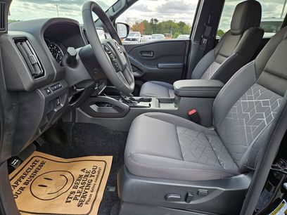 New 2026 Nissan Frontier SV w/ SV Convenience Package