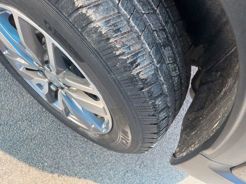 Used 2019 GMC Acadia SLE w/ Driver Alert Package I image 7