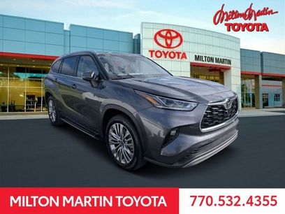 Used 2023 Toyota Highlander Platinum