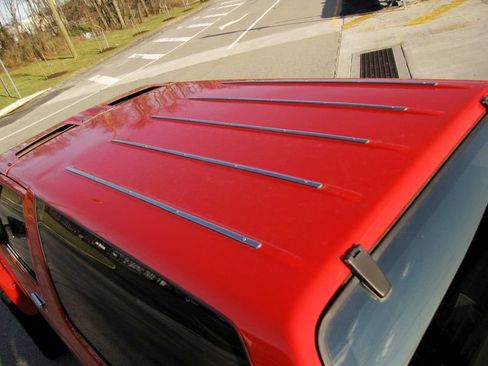 Used 1991 Chevrolet S10 Pickup 4WD 2-Door image 19
