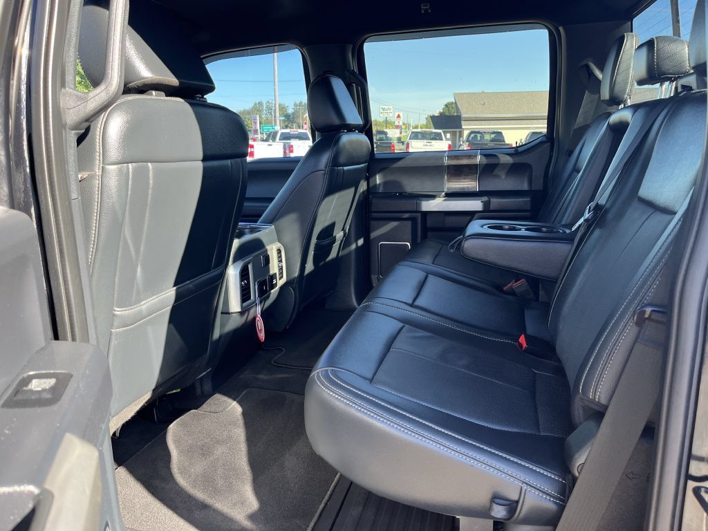 Used 2022 Ford F250 Lariat w/ Lariat Ultimate Package AWD/4WD image 29