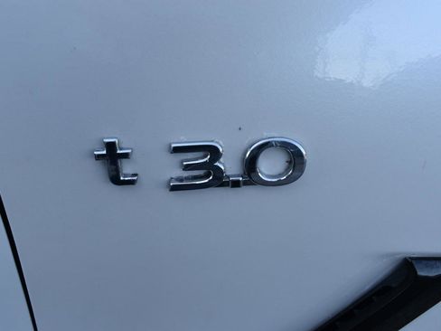 Used 2018 INFINITI Q60 3.0t Luxe w/ Cargo Package RWD image 42
