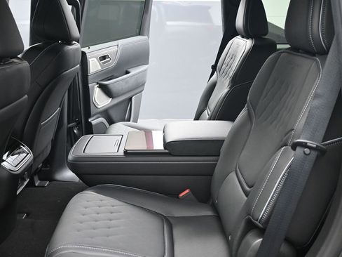 New 2026 INFINITI QX80 Autograph w/ Premium Cargo Package image 10